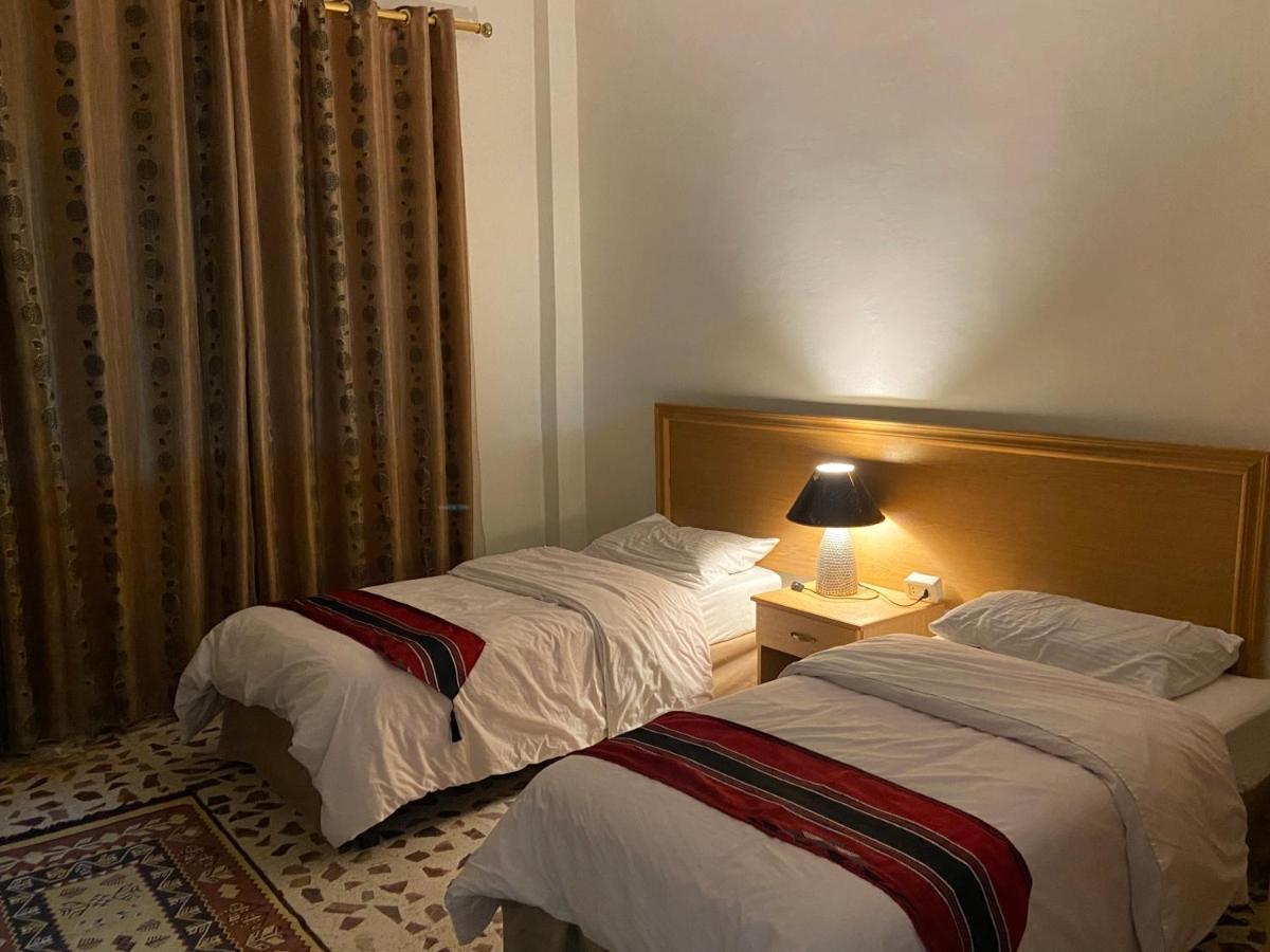Mesha Stele Hotel Suites Madaba Eksteriør bilde